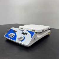 Cole-Parmer Stable Temp Hot Plate/Stirrer image 1